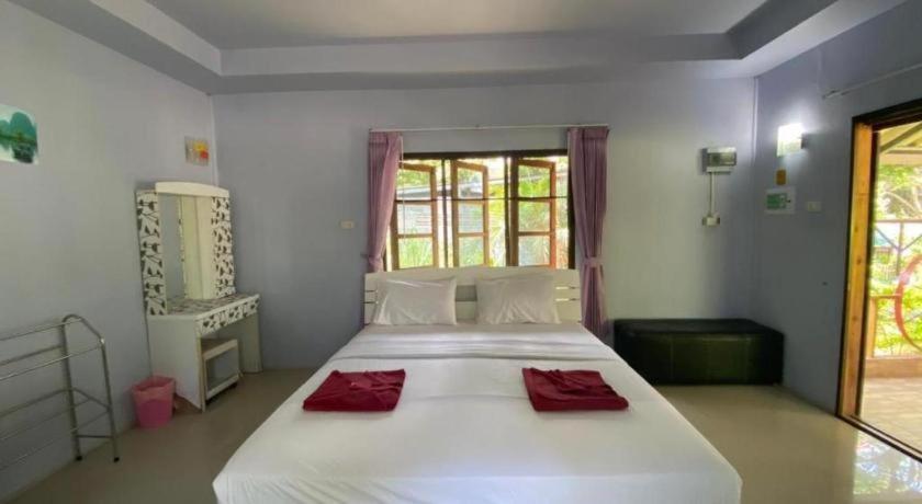 فندق Oyo 966 Boss Khaoyai توي بانبونغْ المظهر الخارجي الصورة